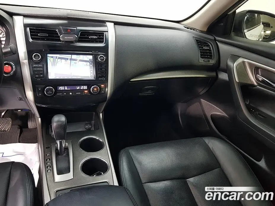 Nissan Altima 2015 2.5 автомат (гидро), фото 10