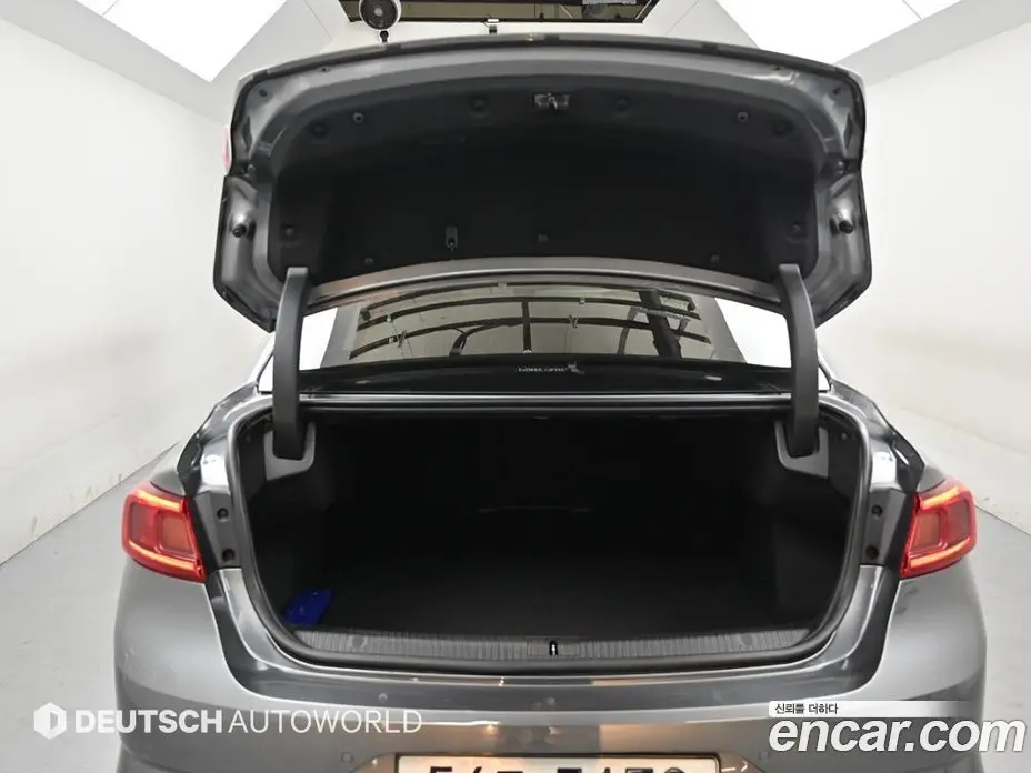 Renault (Samsung) SM6 2016 2.0 автомат (гидро), фото 19 Renault (Samsung) SM6 2016 2.0 автомат (гидро), фото 19