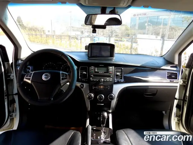 SsangYong Korando 2012 2.0 автомат (гидро), миниатюра 11