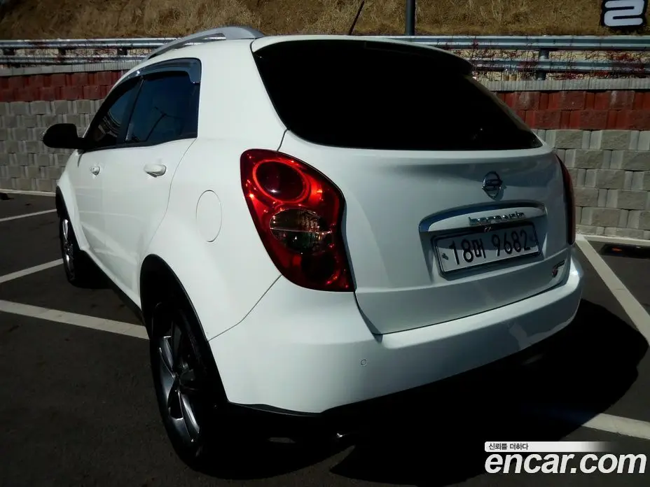 SsangYong Korando 2012 2.0 автомат (гидро), фото 3