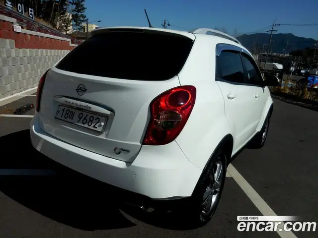 SsangYong Korando 2012 2.0 автомат (гидро), миниатюра 5