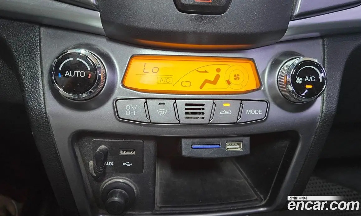 SsangYong Korando 2014 2.0 автомат (гидро), фото 9