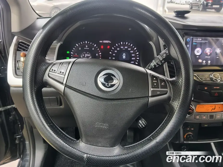 SsangYong Korando 2014 2.0 автомат (гидро), фото 13