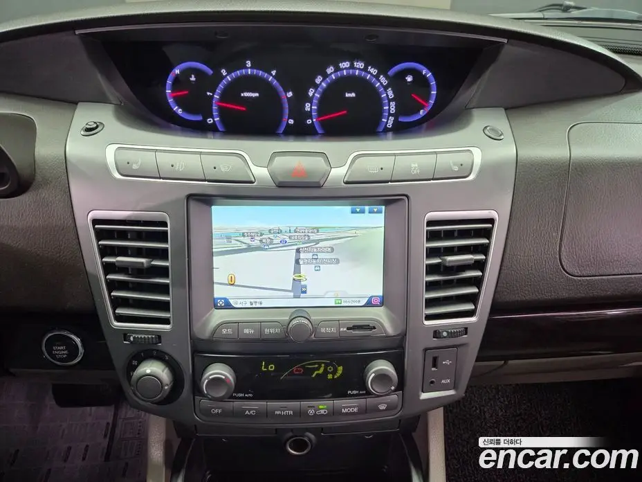 SsangYong Korando 2014 2.0 автомат (гидро), фото 12