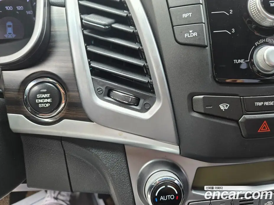 SsangYong Korando 2014 2.0 автомат (гидро), фото 14 SsangYong Korando 2014 2.0 автомат (гидро), фото 14