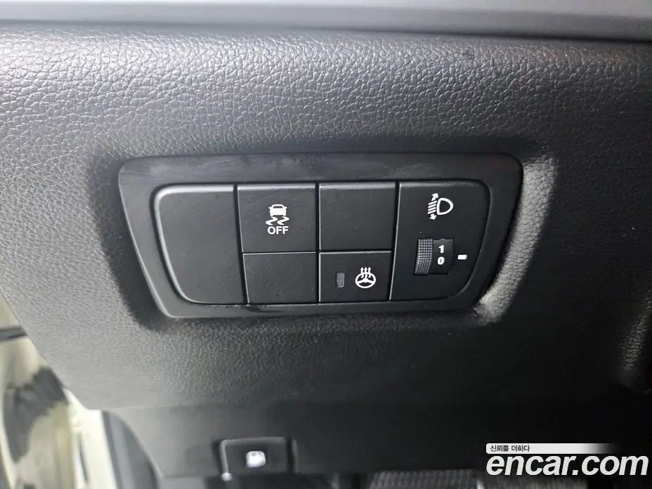 SsangYong Korando 2015 2.0 автомат (гидро), фото 16 SsangYong Korando 2015 2.0 автомат (гидро), фото 16