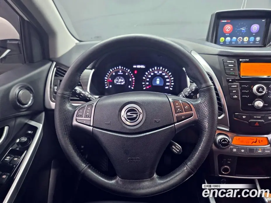 SsangYong Korando 2015 2.0 автомат (гидро), фото 17 SsangYong Korando 2015 2.0 автомат (гидро), фото 17
