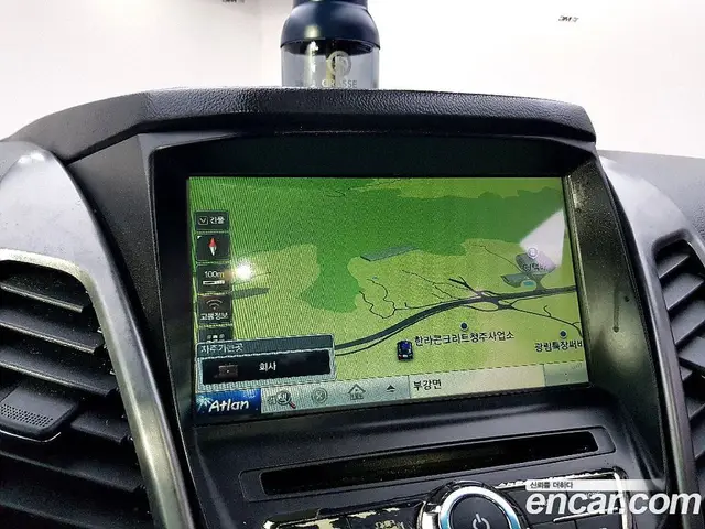 SsangYong Korando 2015 2.0 автомат (гидро), миниатюра 12