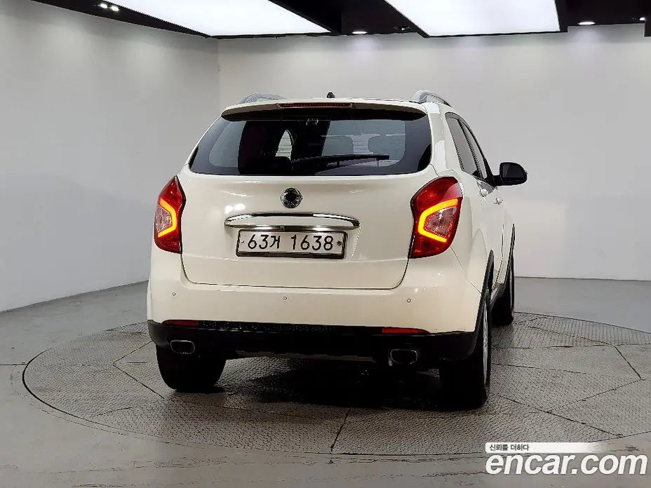SsangYong Korando 2015 2.0 автомат (гидро), фото 3