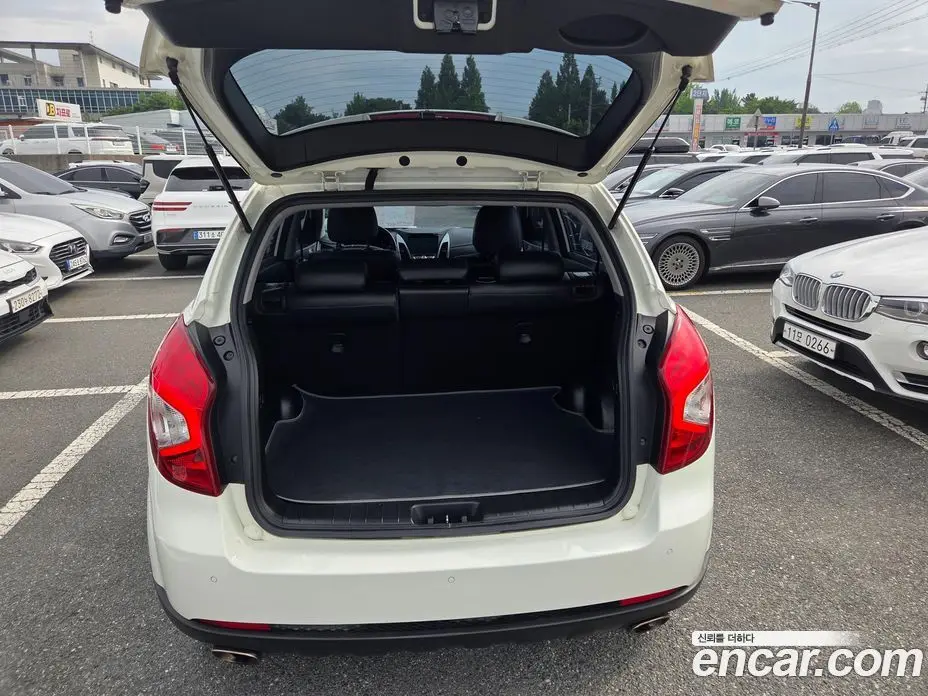 SsangYong Korando 2015 2.0 автомат (гидро), фото 16 SsangYong Korando 2015 2.0 автомат (гидро), фото 16