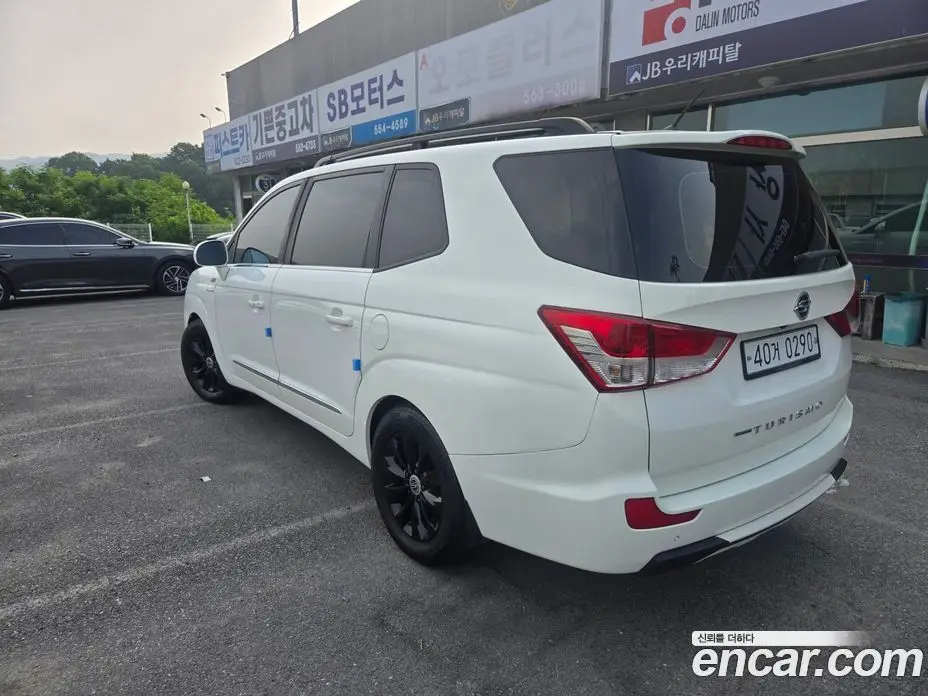 SsangYong Korando 2016 2.2 автомат (гидро), фото 13