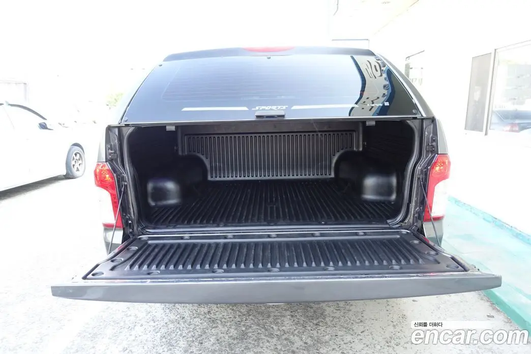 SsangYong Korando 2016 2.2 автомат (гидро), фото 15 SsangYong Korando 2016 2.2 автомат (гидро), фото 15