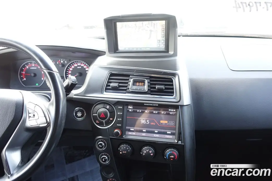 SsangYong Korando 2016 2.2 автомат (гидро), фото 8 SsangYong Korando 2016 2.2 автомат (гидро), фото 8