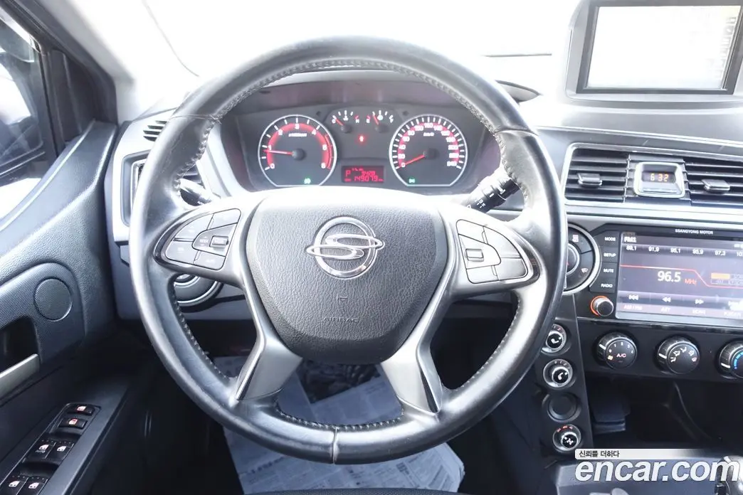 SsangYong Korando 2016 2.2 автомат (гидро), фото 9 SsangYong Korando 2016 2.2 автомат (гидро), фото 9