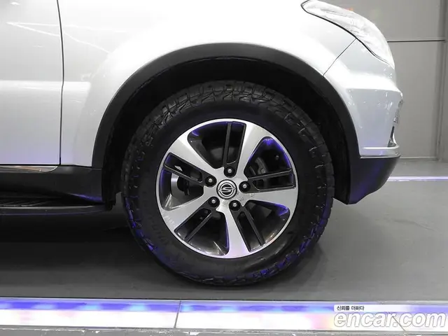 SsangYong Rexton 2016 2.2 автомат (гидро), миниатюра 10 SsangYong Rexton 2016 2.2 автомат (гидро), миниатюра 10