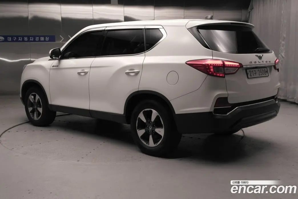 SsangYong Rexton 2017 2.2 автомат (гидро), фото 2 SsangYong Rexton 2017 2.2 автомат (гидро), фото 2