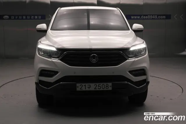 SsangYong Rexton 2017 2.2 автомат (гидро), миниатюра 3 SsangYong Rexton 2017 2.2 автомат (гидро), миниатюра 3