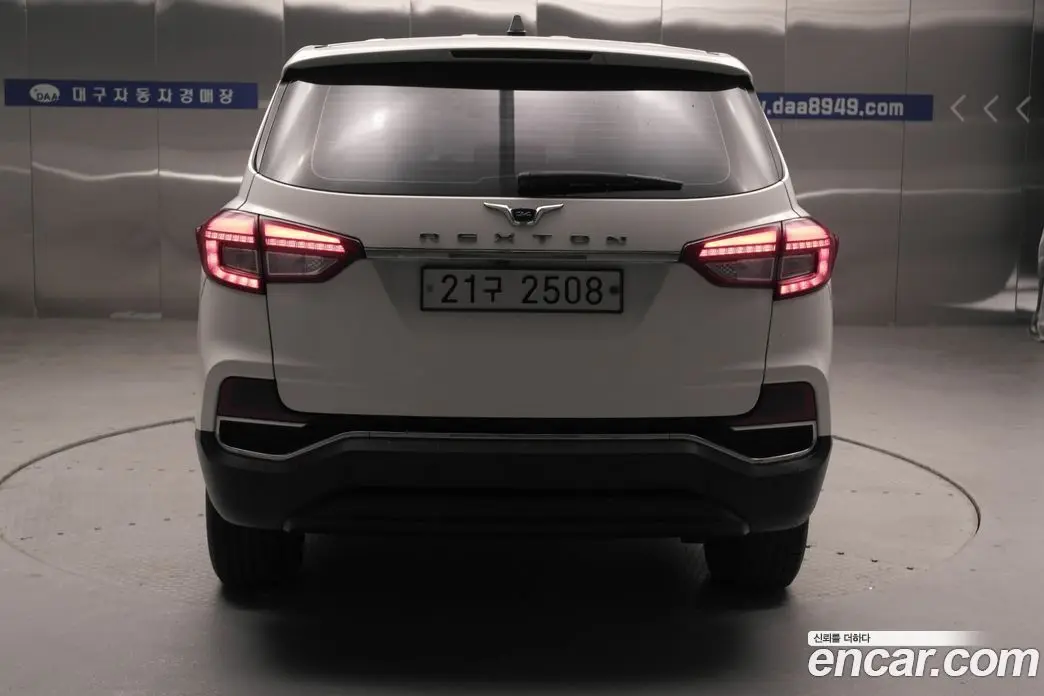 SsangYong Rexton 2017 2.2 автомат (гидро), фото 4 SsangYong Rexton 2017 2.2 автомат (гидро), фото 4