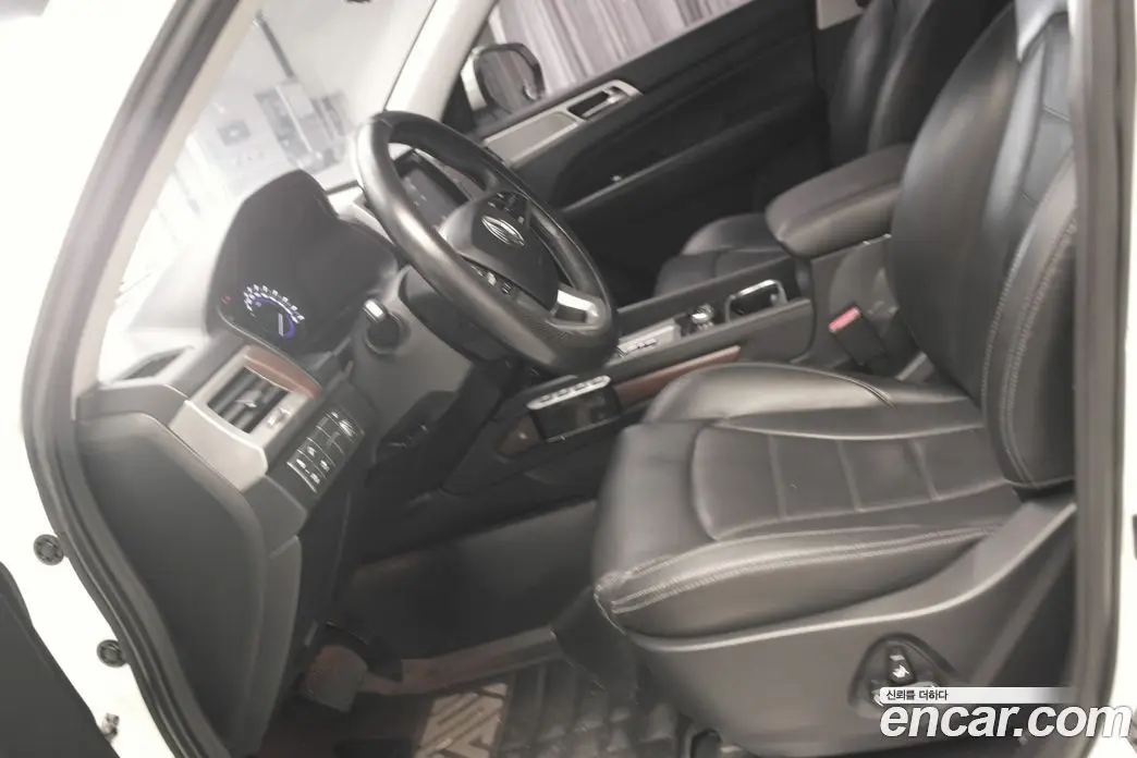 SsangYong Rexton 2017 2.2 автомат (гидро), фото 7 SsangYong Rexton 2017 2.2 автомат (гидро), фото 7