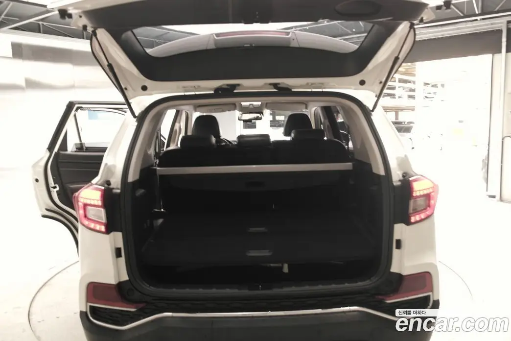 SsangYong Rexton 2017 2.2 автомат (гидро), фото 9 SsangYong Rexton 2017 2.2 автомат (гидро), фото 9