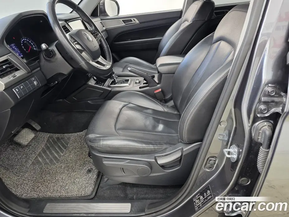 SsangYong Rexton 2018 2.2 автомат (гидро), фото 13