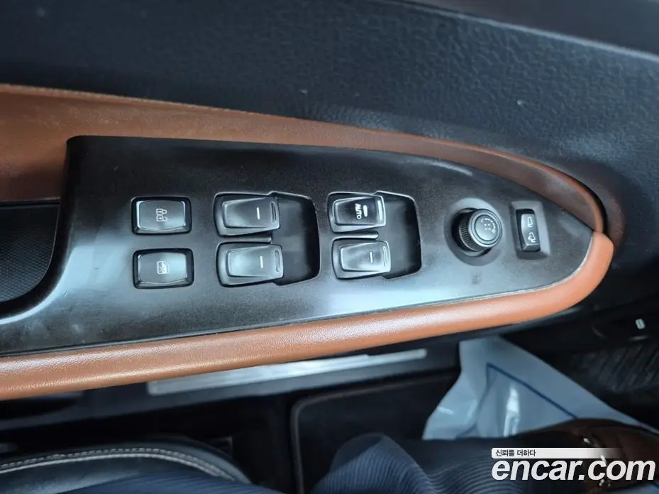 SsangYong Rexton 2018 2.2 автомат (гидро), фото 17