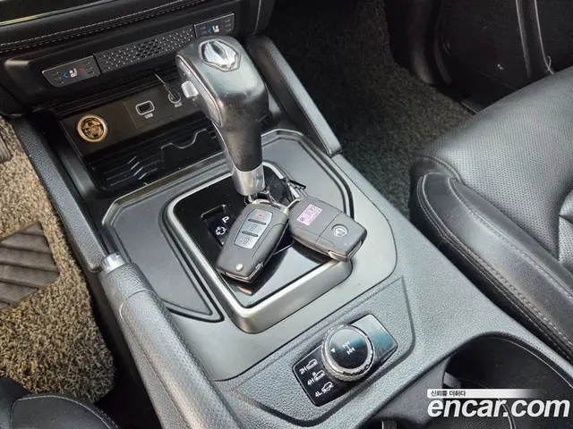 SsangYong Rexton 2019 2.2 автомат (гидро), миниатюра 9