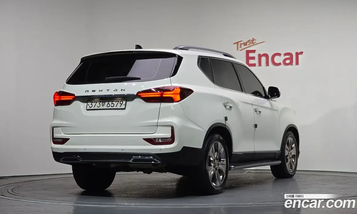 SsangYong Rexton 2022 2.2 автомат (гидро), фото 2 SsangYong Rexton 2022 2.2 автомат (гидро), фото 2