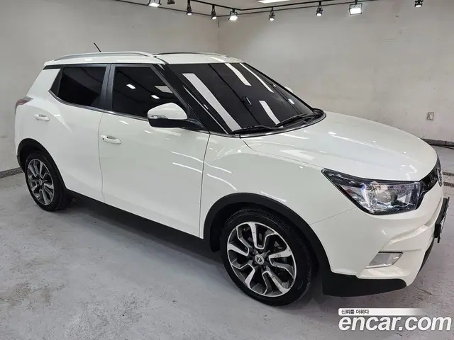 SsangYong TIBOLI 2015 1.6 автомат (гидро), миниатюра 2