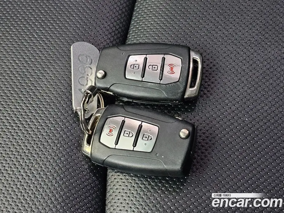SsangYong TIBOLI 2015 1.6 автомат (гидро), фото 12