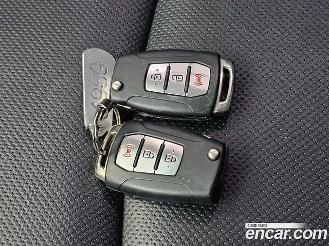 SsangYong TIBOLI 2015 1.6 автомат (гидро), миниатюра 12