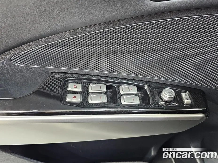 SsangYong TIBOLI 2015 1.6 автомат (гидро), фото 16