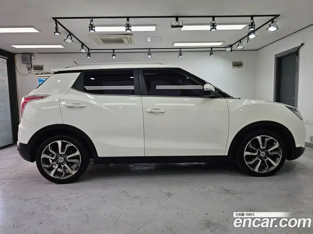 SsangYong TIBOLI 2015 1.6 автомат (гидро), миниатюра 4