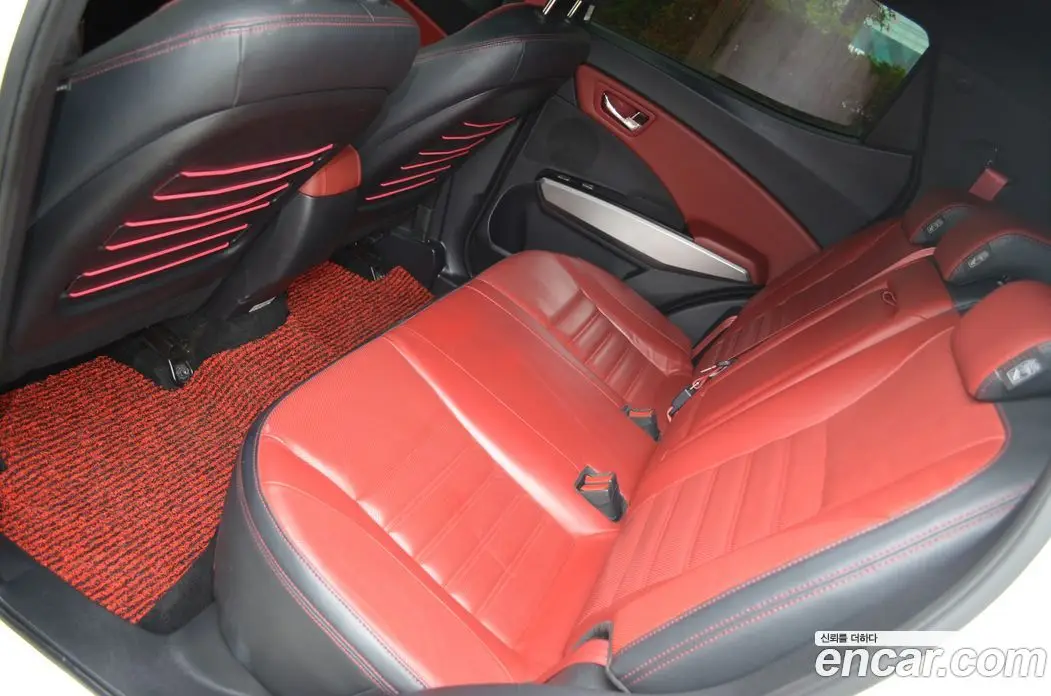 SsangYong TIBOLI 2015 1.6 автомат (гидро), фото 8 SsangYong TIBOLI 2015 1.6 автомат (гидро), фото 8