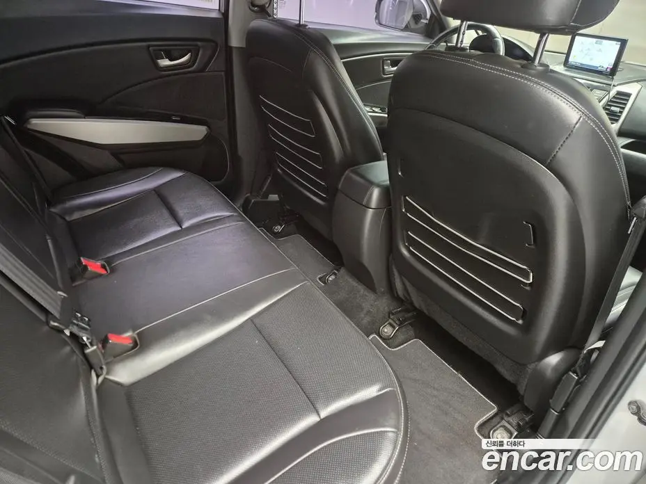 SsangYong TIBOLI 2017 1.6 автомат (гидро), фото 17 SsangYong TIBOLI 2017 1.6 автомат (гидро), фото 17