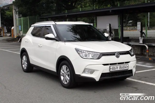 SsangYong TIBOLI 2017 1.6 автомат (гидро), миниатюра 3