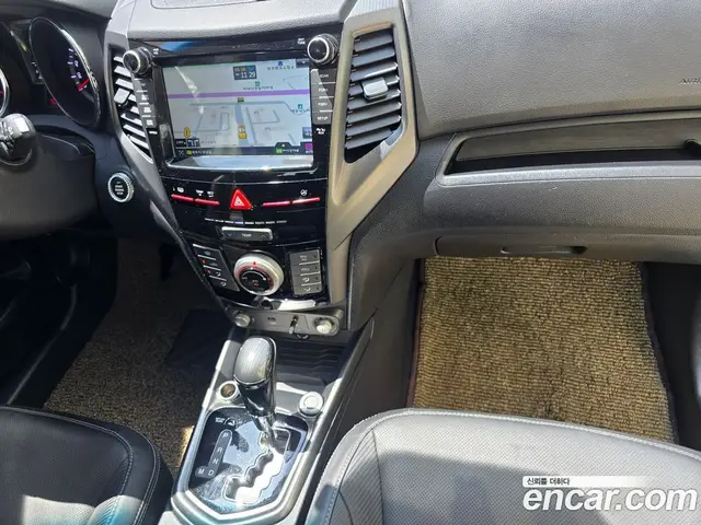 SsangYong TIBOLI 2017 1.6 автомат (гидро), миниатюра 12