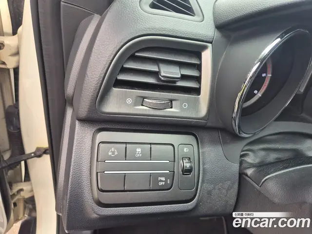 SsangYong TIBOLI 2017 1.6 автомат (гидро), миниатюра 7 SsangYong TIBOLI 2017 1.6 автомат (гидро), миниатюра 7