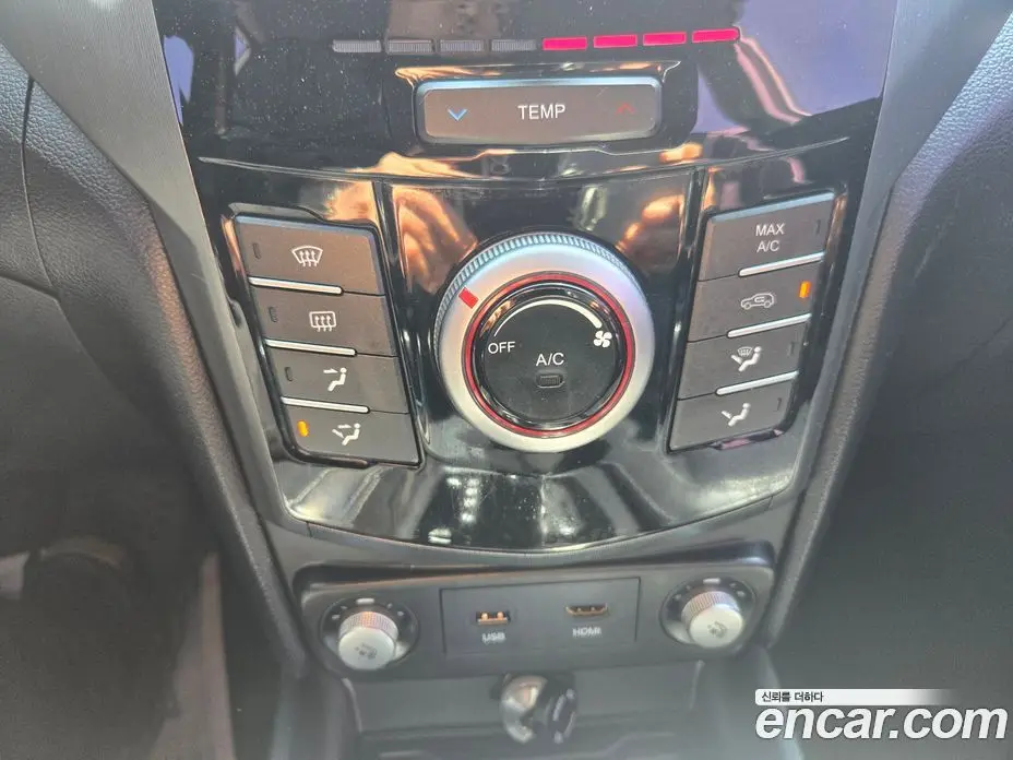 SsangYong TIBOLI 2017 1.6 автомат (гидро), фото 15