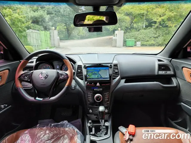 SsangYong TIBOLI 2018 1.6 автомат (гидро), миниатюра 10