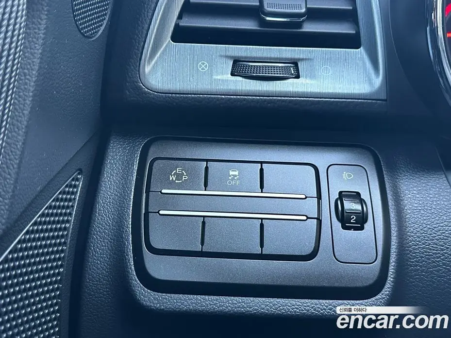 SsangYong TIBOLI 2018 1.6 автомат (гидро), фото 13
