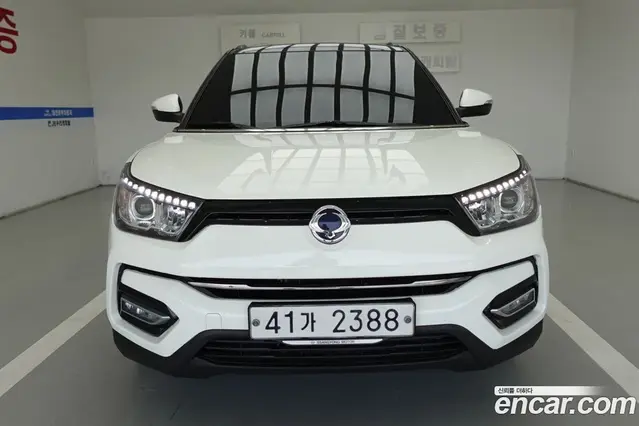 SsangYong TIBOLI 2018 1.6 автомат (гидро), миниатюра 3