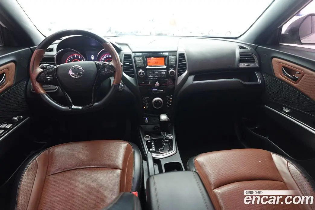 SsangYong TIBOLI 2018 1.6 автомат (гидро), фото 10