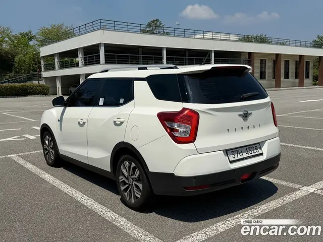 SsangYong TIBOLI 2019 1.6 автомат (гидро), миниатюра 4