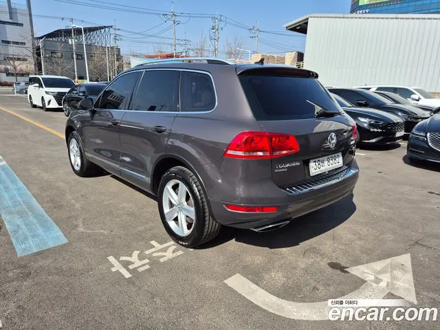 Volkswagen Touareg 2012 3.0 автомат (гидро), миниатюра 4