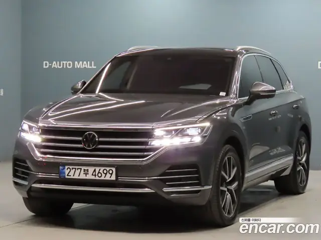 Volkswagen Touareg, 2023, 37 924 км