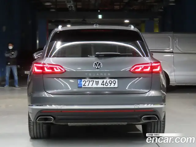 Volkswagen Touareg 2023 3.0 автомат (гидро), миниатюра 4 Volkswagen Touareg 2023 3.0 автомат (гидро), миниатюра 4