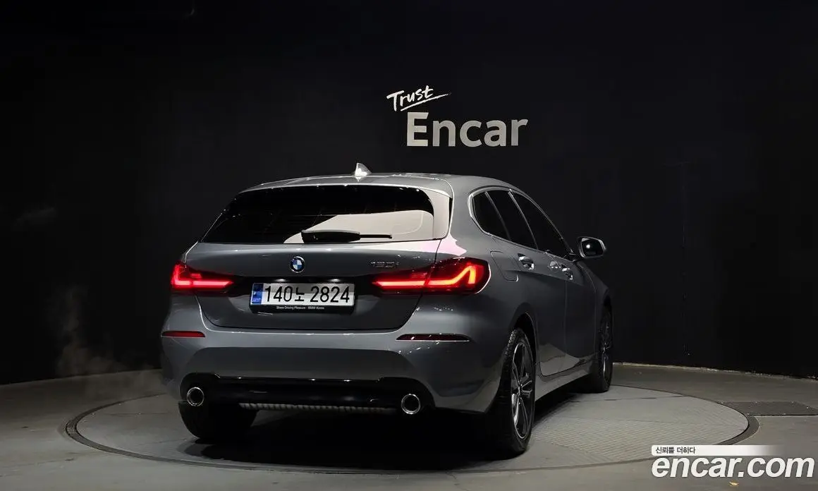 BMW 1 серия 2023 2.0 автомат (гидро), фото 4 BMW 1 серия 2023 2.0 автомат (гидро), фото 4