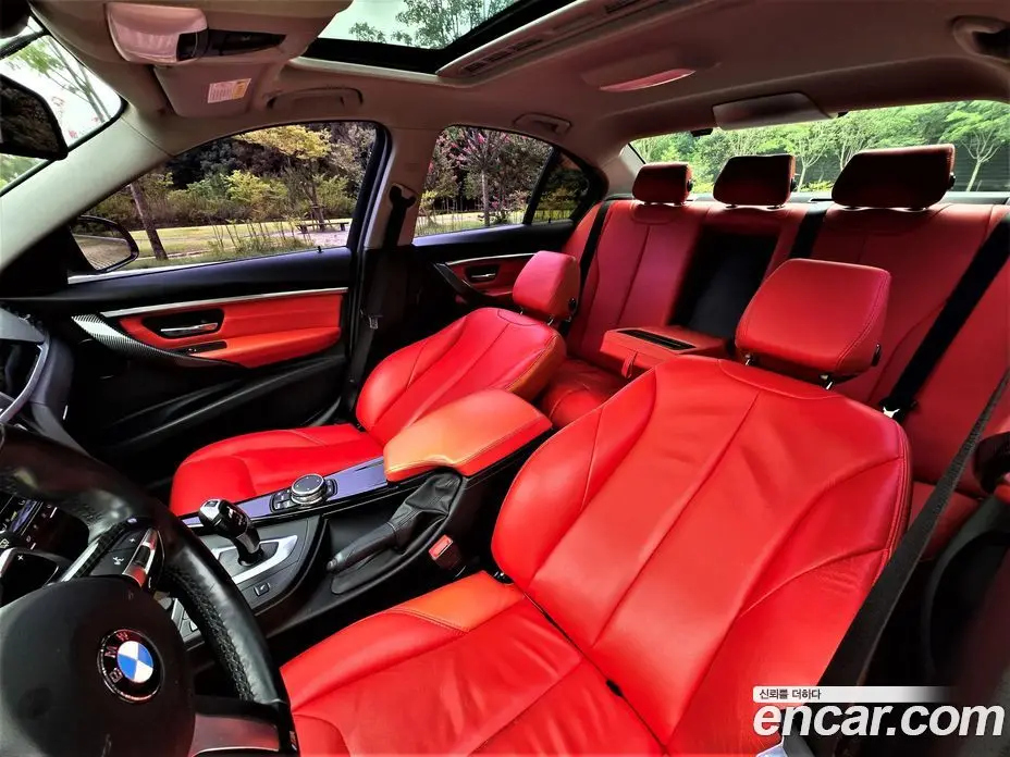 BMW 3 серия 2016 2.0 автомат (гидро), фото 18 BMW 3 серия 2016 2.0 автомат (гидро), фото 18