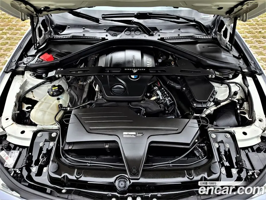 BMW 3 серия 2016 2.0 автомат (гидро), фото 20 BMW 3 серия 2016 2.0 автомат (гидро), фото 20
